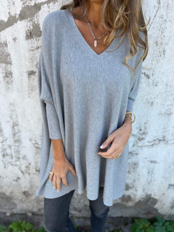 The Elayne – Cashmere V-Neck Sweater