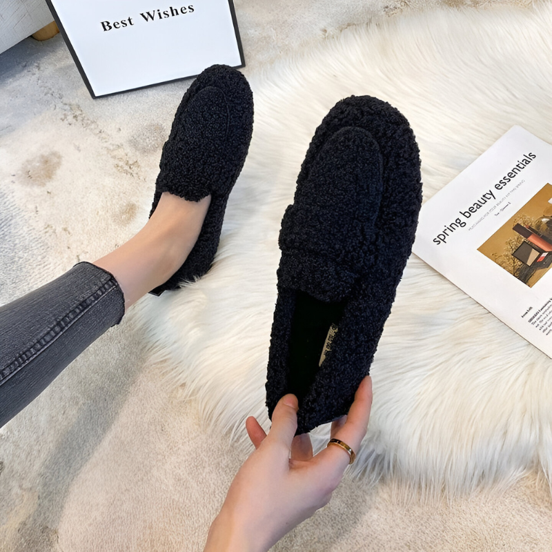 Nina™ | Warm Comfortable Sheep Wool Slippers
