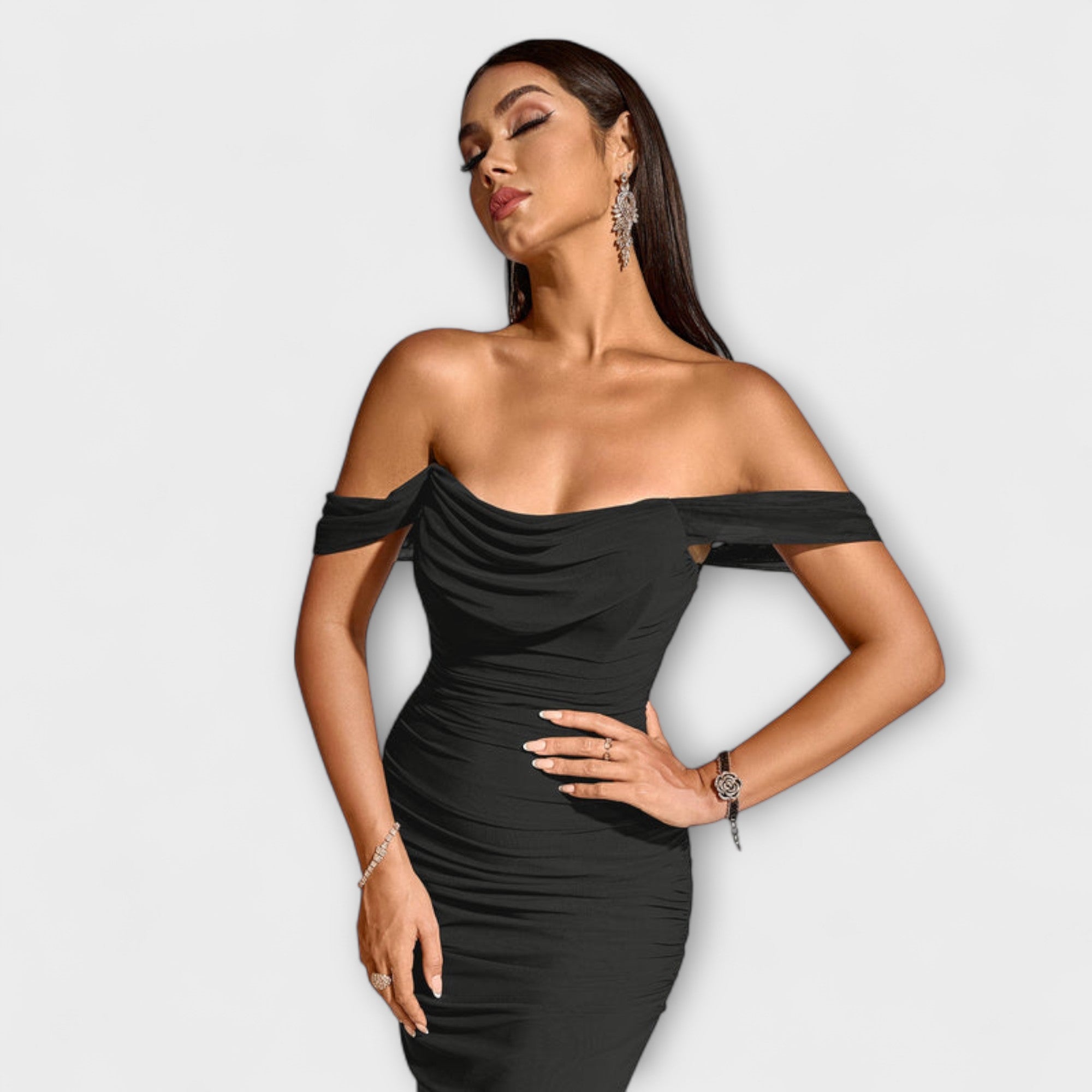 Ione - Off-Shoulder Ruched Bodycon Dress