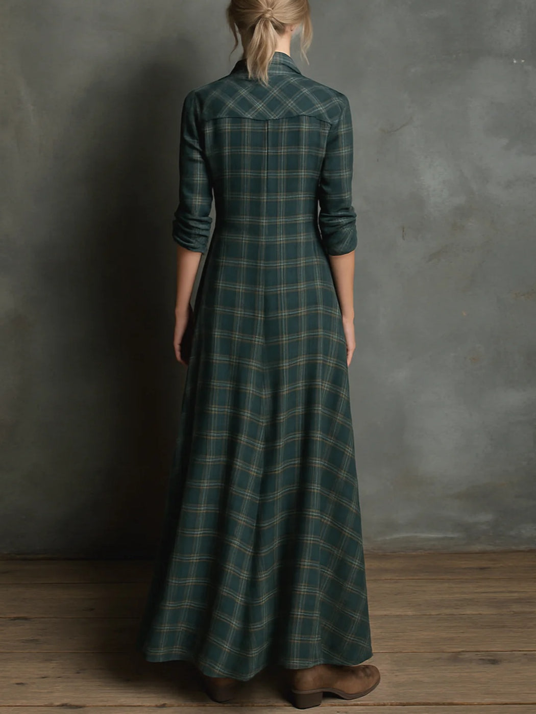 Ava | Long Dress with Green Reversed Edges