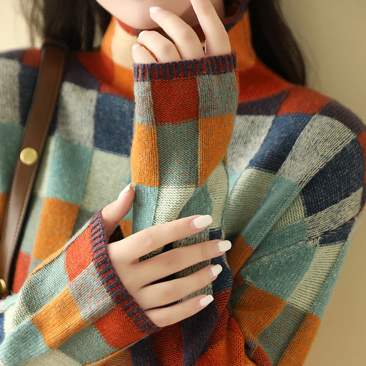 The Solviera – Cozy Retro Sweater